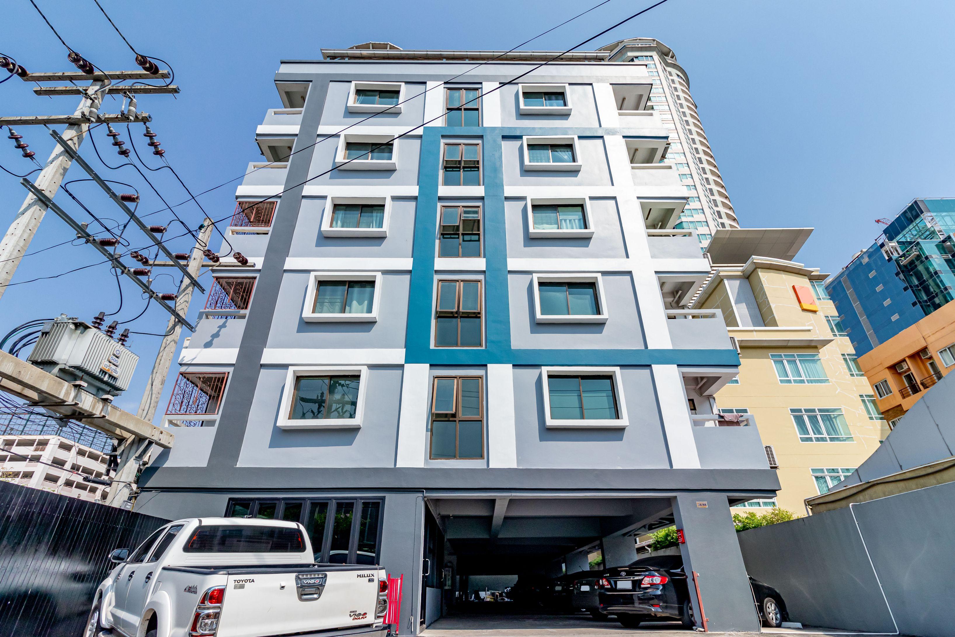 Living Naraa Place Hotel Bangkok Exterior foto